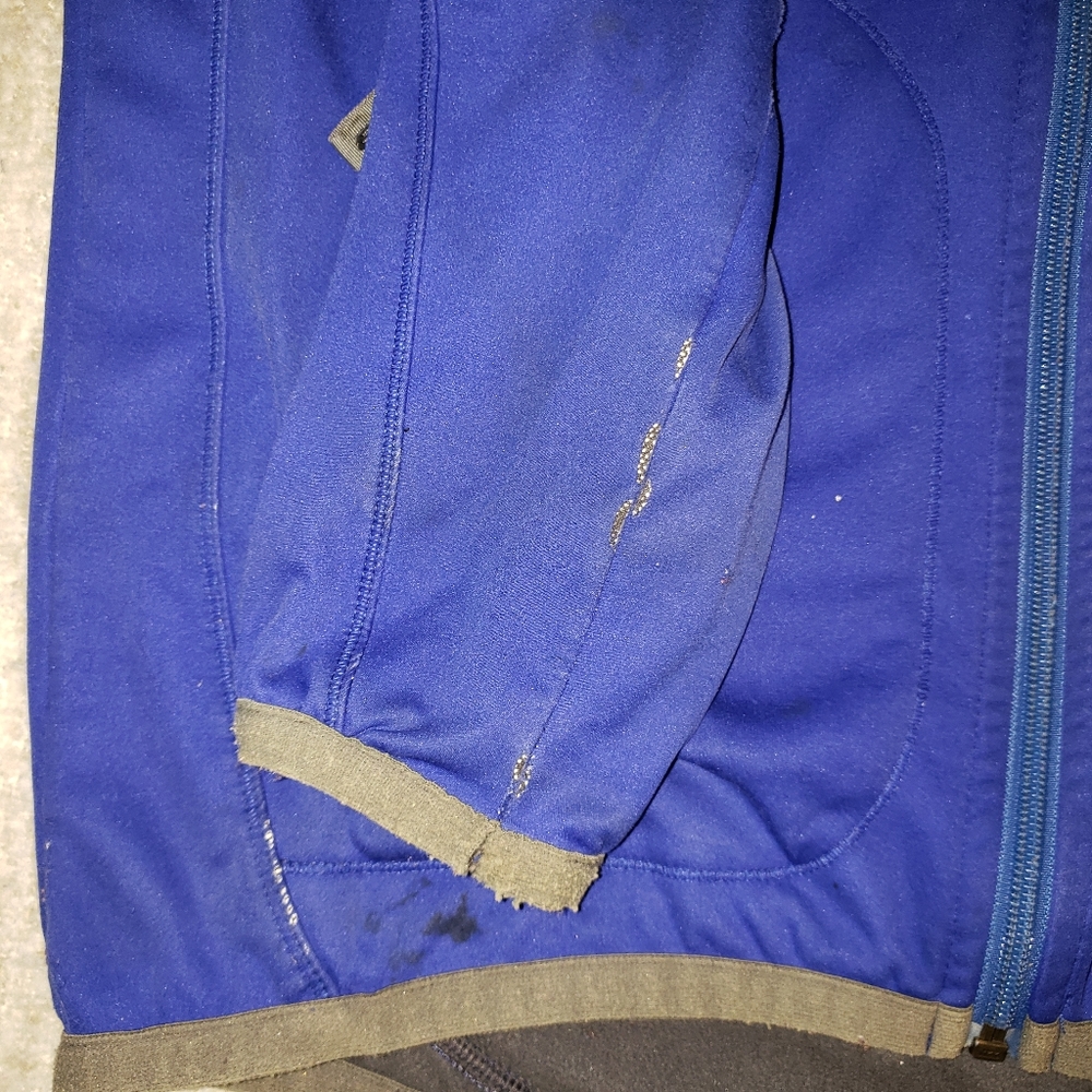 DESCENTE blue and grey jacket customized for Mammoth Mountain California - Picture 7 of 8